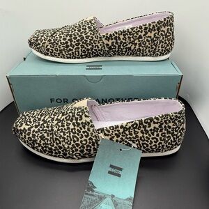 TOMS Wild Leopard Print Flats